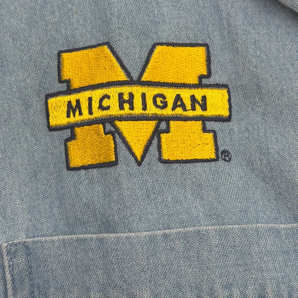 True Fan Michigan Wolverines Denim Shirt Mens XXXL Light Wash Cotton Button Down - Picture 5 of 9